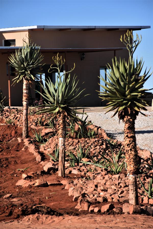 Cheetah View Lodge 奥奇瓦龙戈 外观 照片
